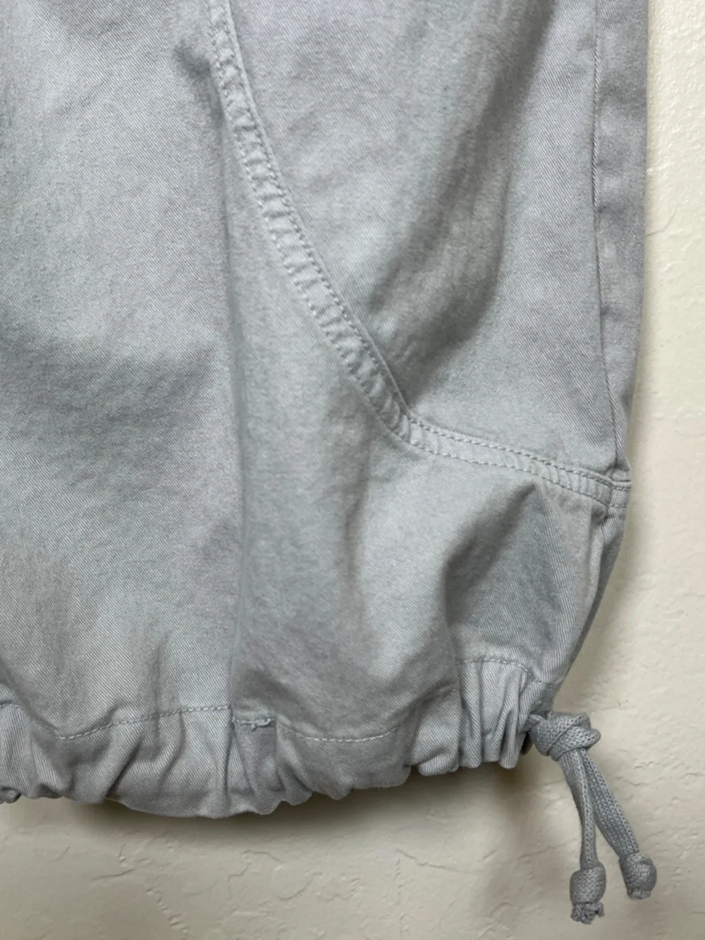 REVICE Women’s Size S Light Gray Maverick Wide-Leg‎ Cargo Pant